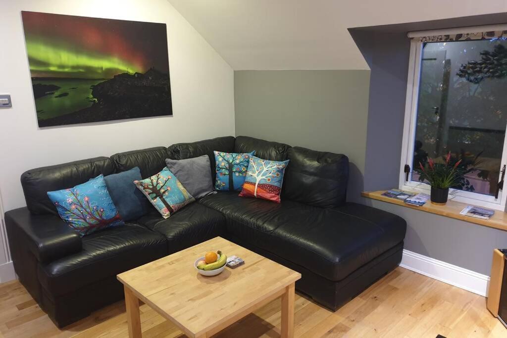 Unkenhaus. Cosy, Modern Apartment, Private Parking Lerwick Luaran gambar