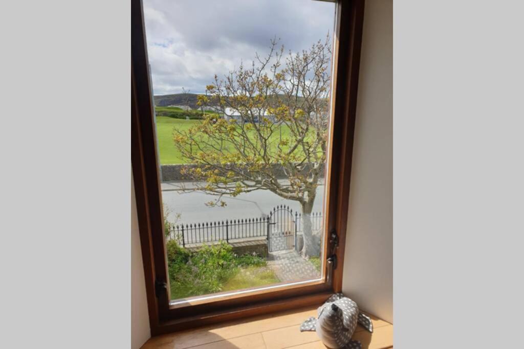 Unkenhaus. Cosy, Modern Apartment, Private Parking Lerwick Luaran gambar