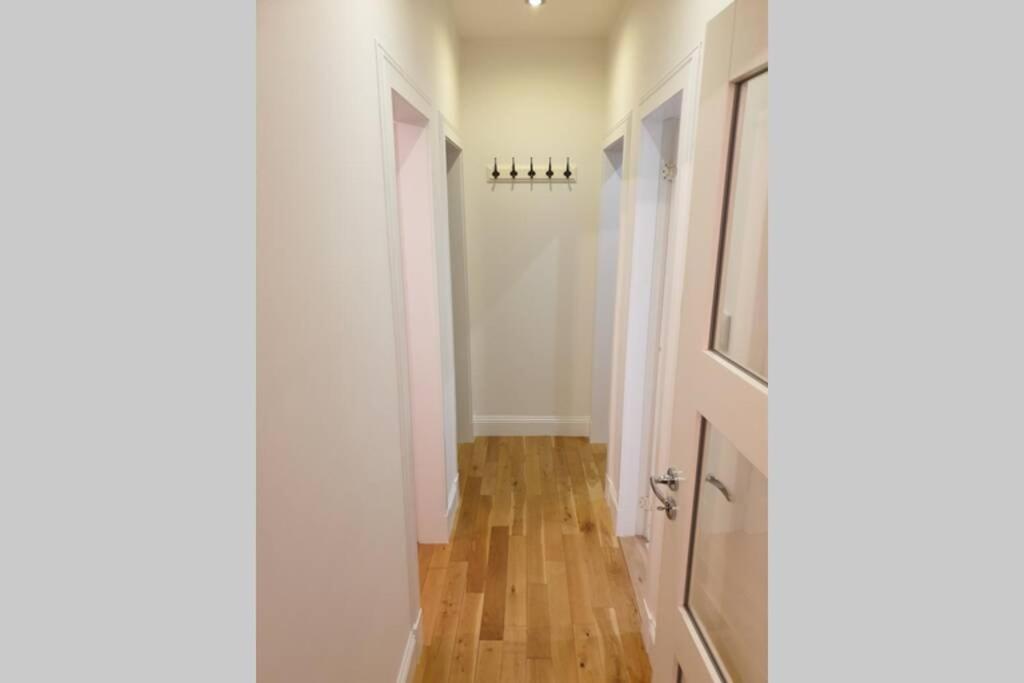 Unkenhaus. Cosy, Modern Apartment, Private Parking Lerwick Luaran gambar