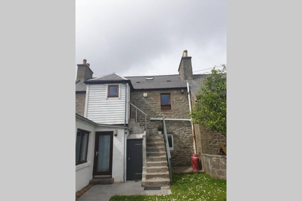 Unkenhaus. Cosy, Modern Apartment, Private Parking Lerwick Luaran gambar